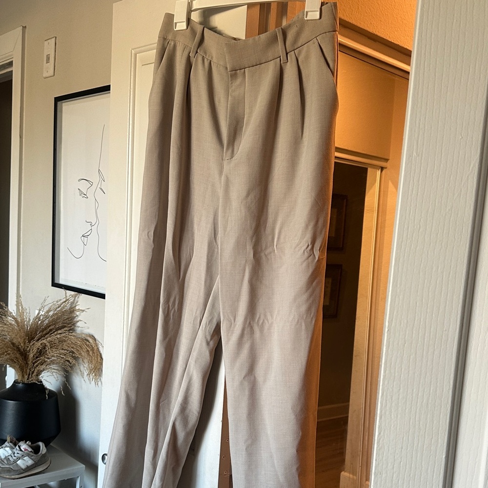 NWT Abercrombie & Fitch Women's oatmeal Trousers